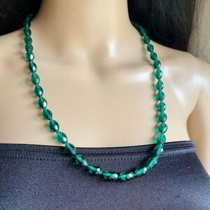 𝅺GREEN Bohemian Glass necklace NWT